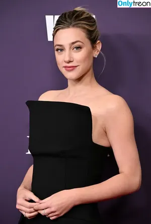 Lili Reinhart / Unpublished Photos / lilireinhart nude photo #0869