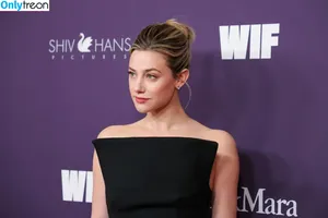 Lili Reinhart / Unpublished Photos / lilireinhart nude photo #0882