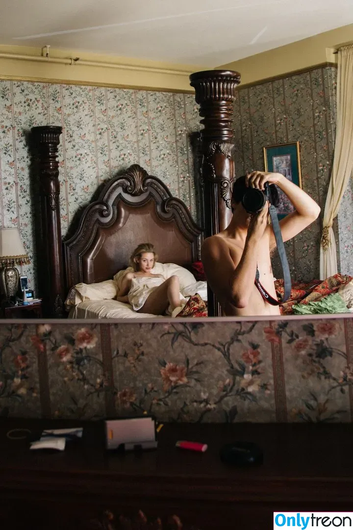 Lili Reinhart nude photo #0009 (Unpublished Photos / lilireinhart)