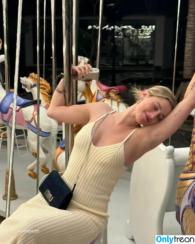 Lili Reinhart nude photo #0067 (Unpublished Photos / lilireinhart)