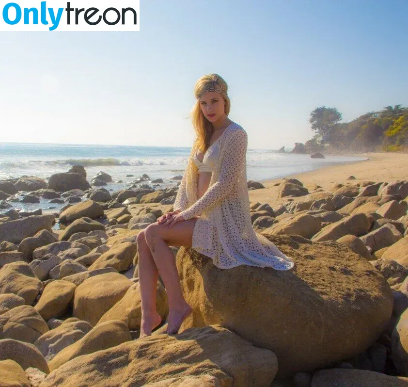 Lili Reinhart nude photo #0100 (Unpublished Photos / lilireinhart)
