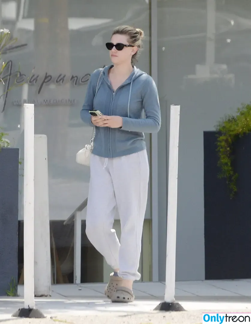 Lili Reinhart nude photo #0424 (Unpublished Photos / lilireinhart)