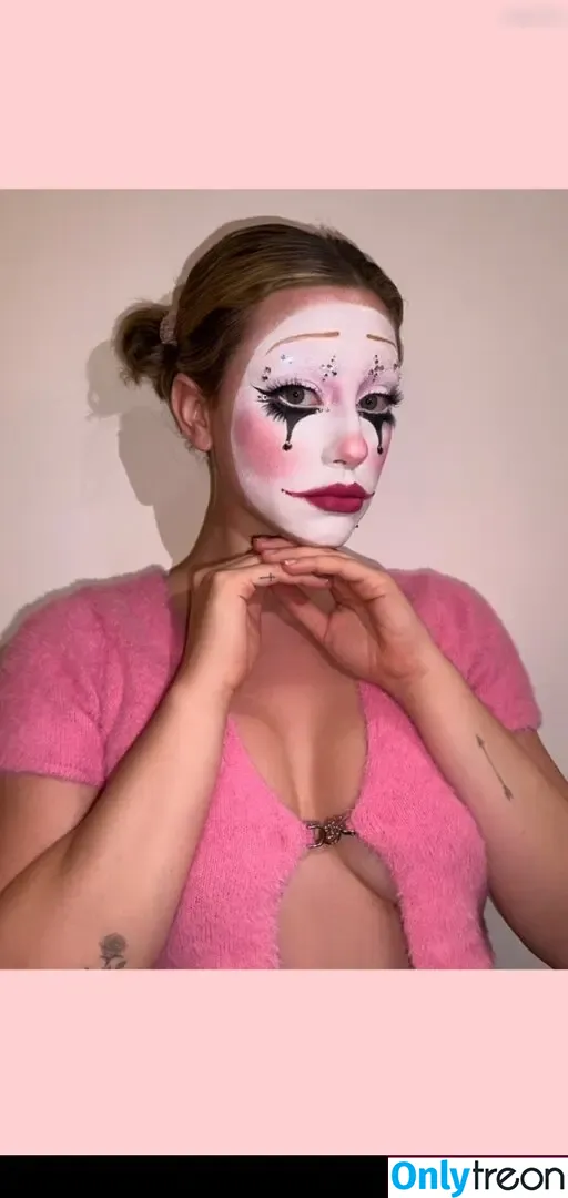 Lili Reinhart nude photo #0555 (Unpublished Photos / lilireinhart)