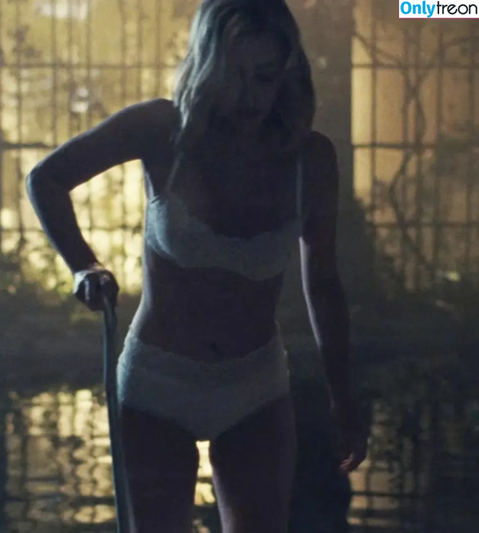 Lili Reinhart nude photo #0626 (Unpublished Photos / lilireinhart)