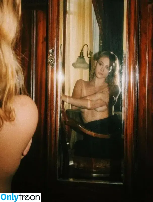Lili Reinhart nude photo #0745 (Unpublished Photos / lilireinhart)