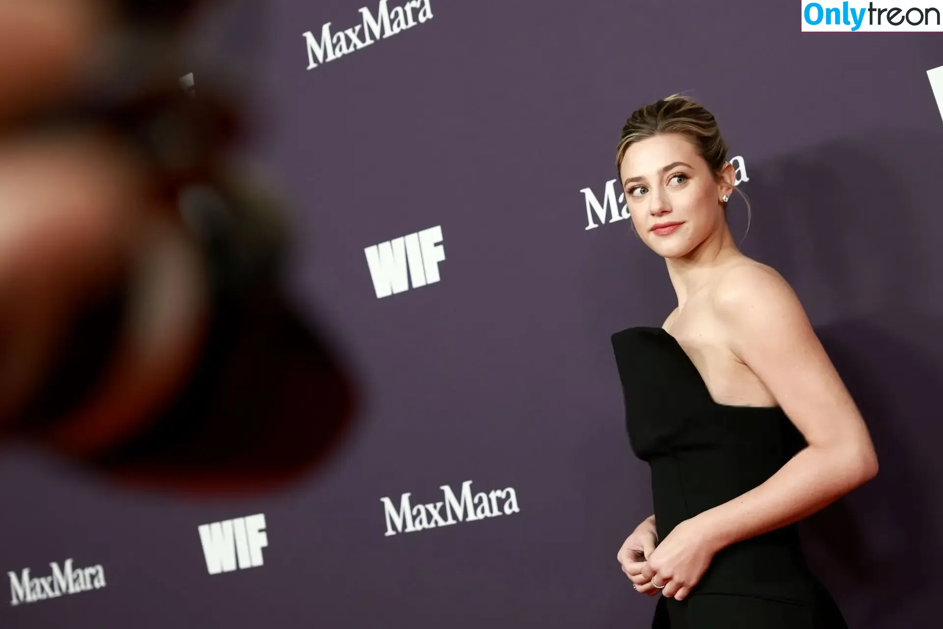 Lili Reinhart nude photo #0874 (Unpublished Photos / lilireinhart)
