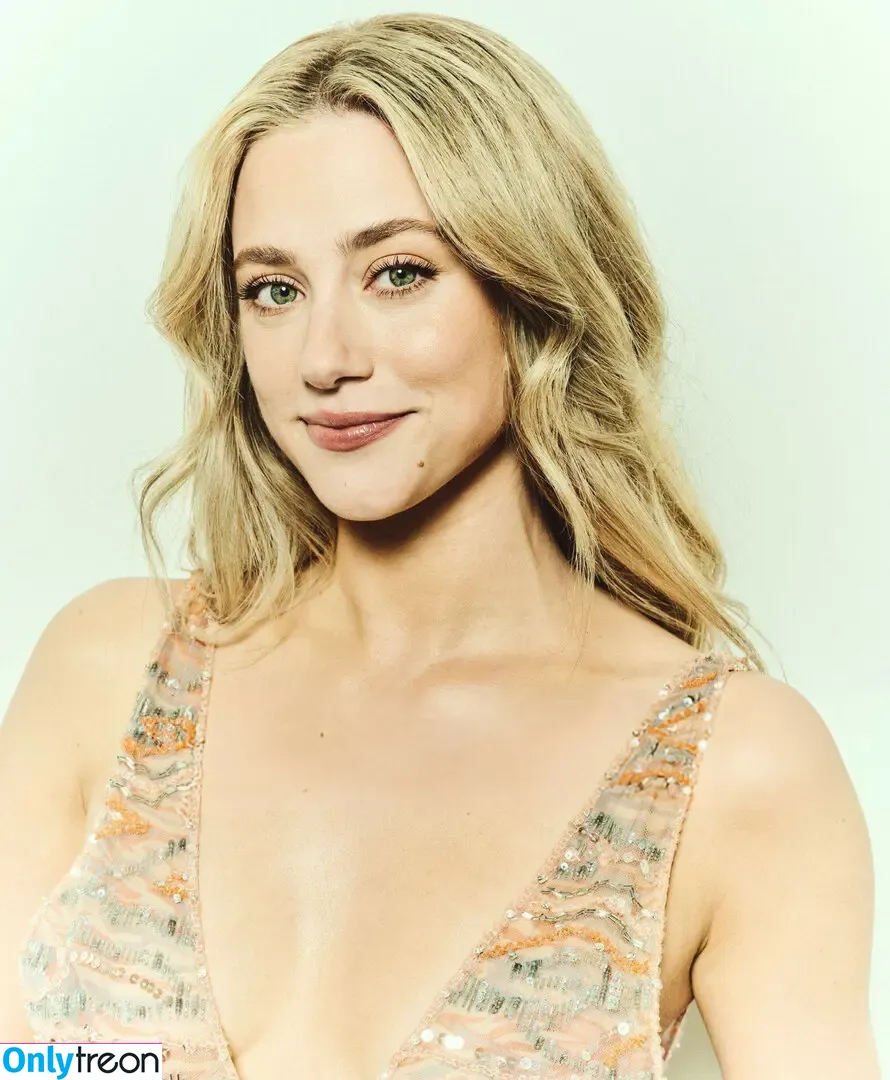 Lili Reinhart nude photo #1160 (Unpublished Photos / lilireinhart)