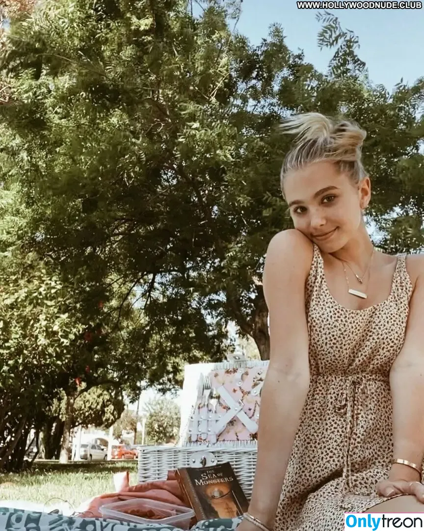 Lilia Buckingham nude photo #0006 (lilia)