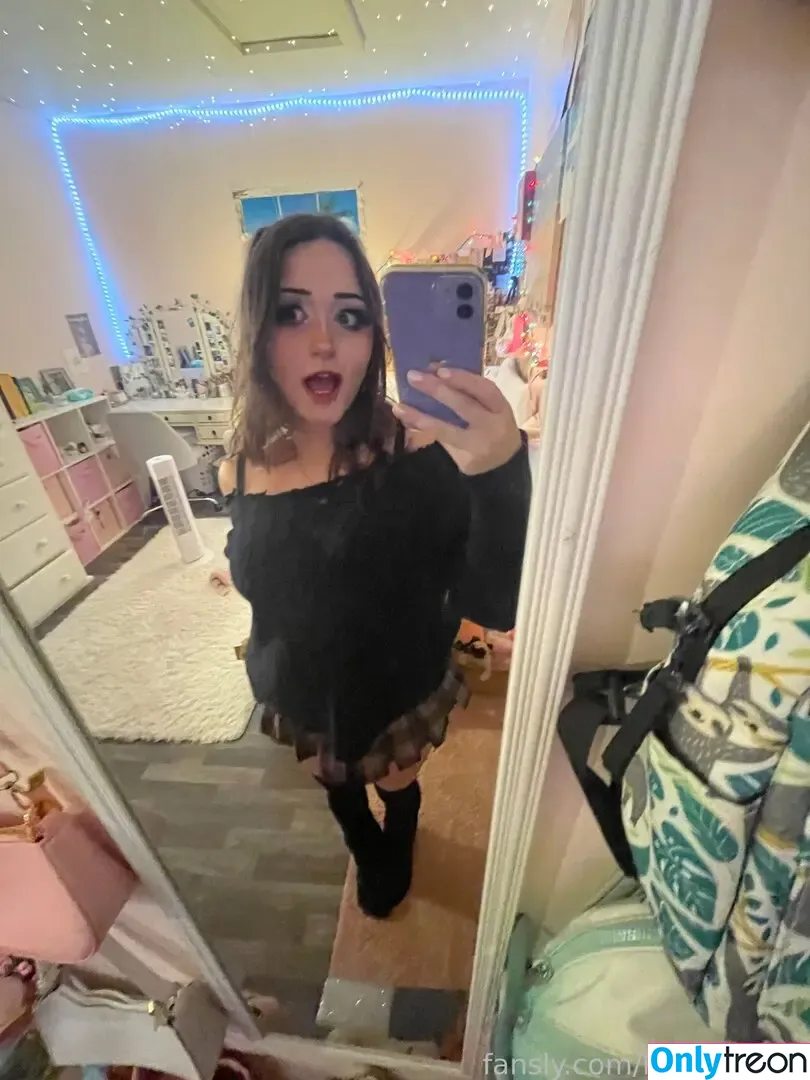 lilibet_silllly nude photo #0074 (lilibet_silllly)