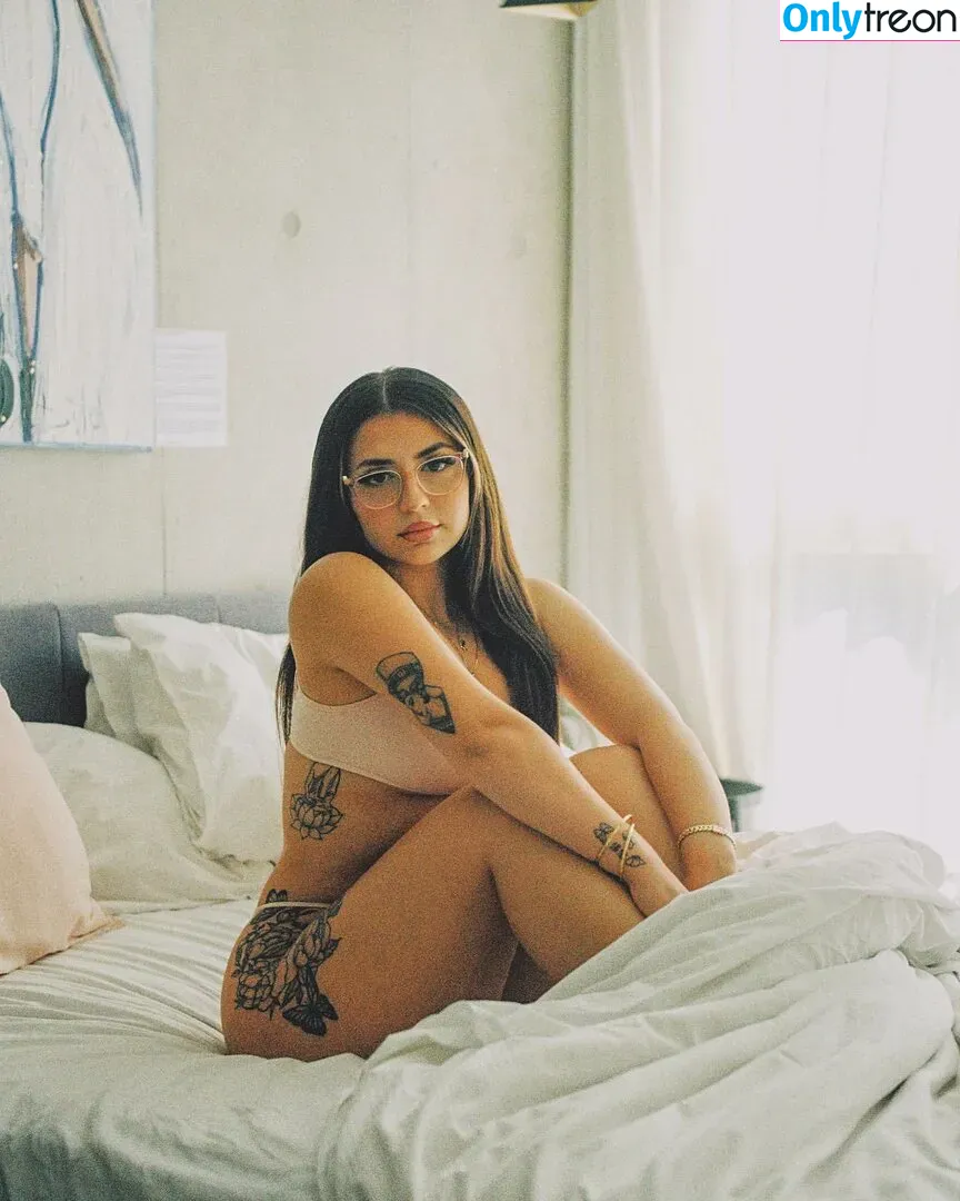 Lilith Cavaliere nude photo #0129 (CavaliereLilith / lilithcavali / lilithcavalierex)