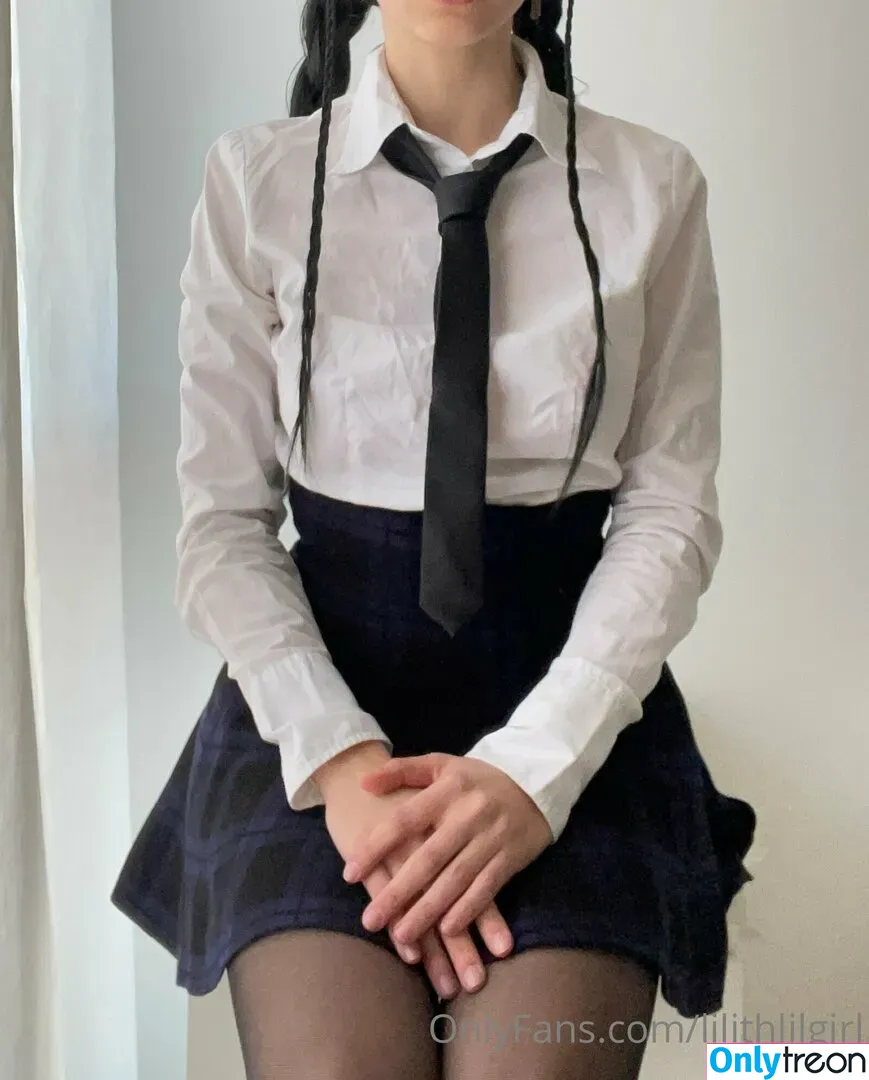 lilithlilgirl nude photo #0001 (lilygirl_official)