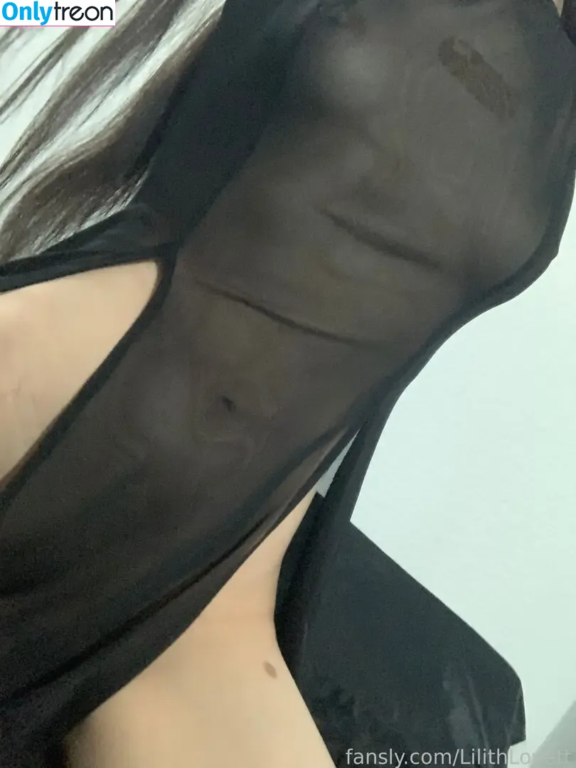 LilithLovett nude photo #0105 (lilith.loveit)