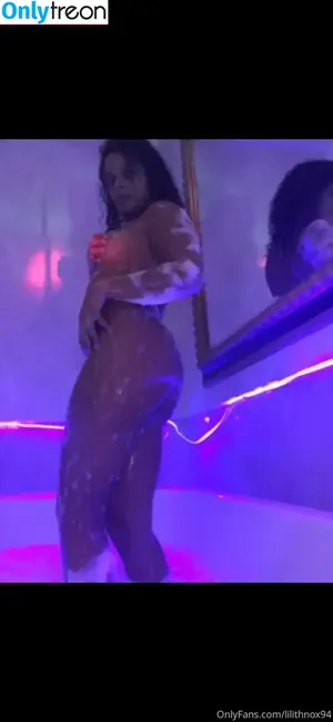  nude photo #0005