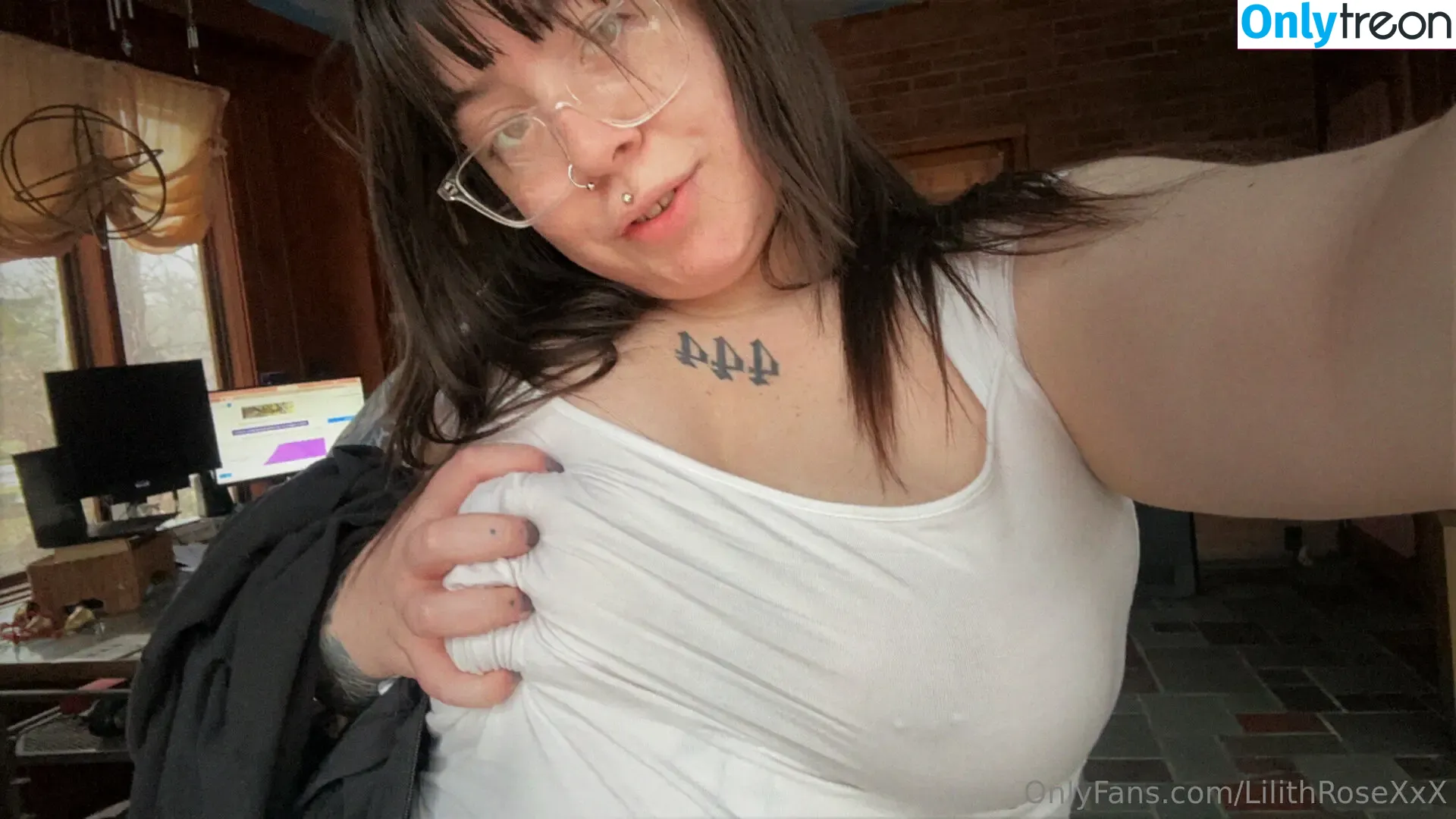 lilithrosexxx nude photo #0083 (lilithrosexxx)