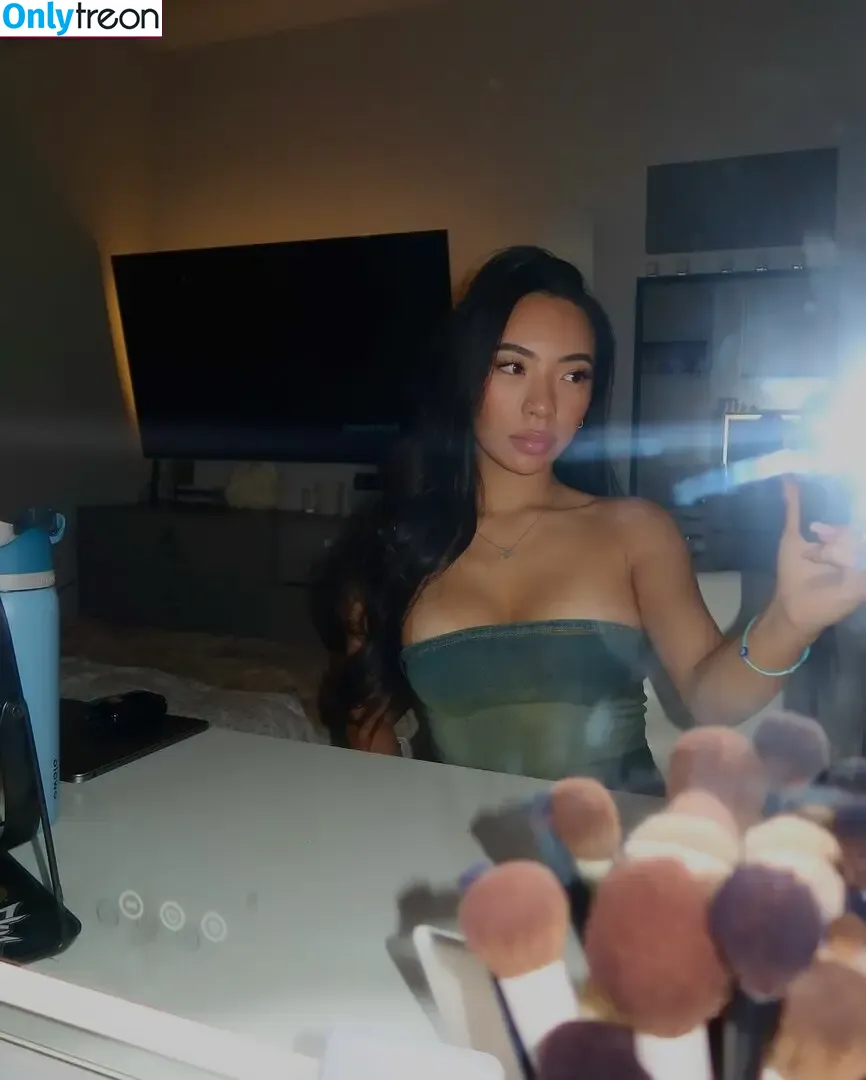 lilkasian nude photo #0016 (haleyy.nguyen / lil.jaz)