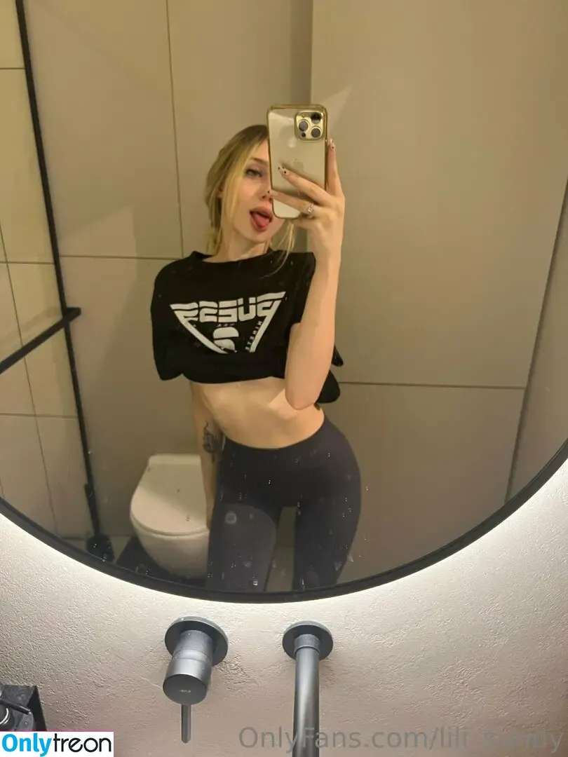 lilli.clark nude photo #0002 (lilli_clark)