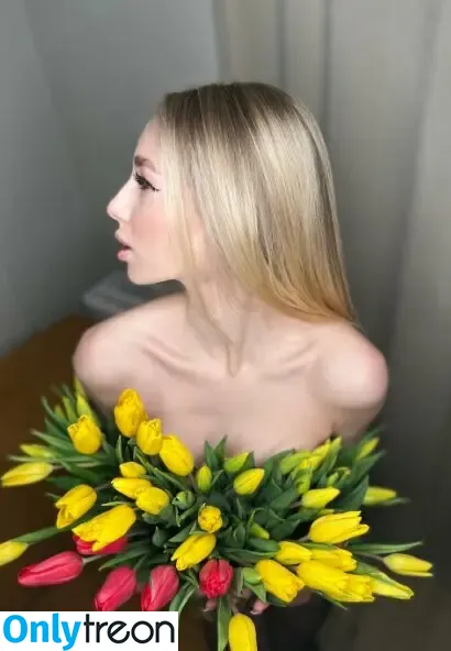 lilli.clark nude photo #0038 (lilli_clark)