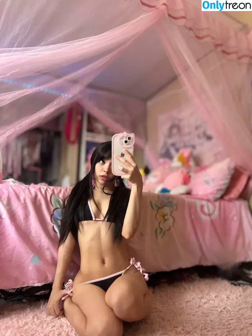lillianmaee nude photo #0019 (Lillian Mae / Lillian.bunniee / lillian__mae)