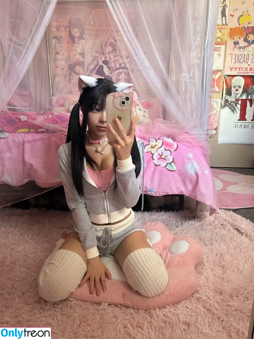 lillianmaee nude photo #0031 (Lillian Mae / Lillian.bunniee / lillian__mae)