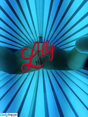 Lilly Hart / lily__hart_ / sheslillyhart nude photo #0049