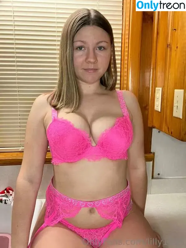 lilly1525 nude photo #0056 (lilly15.25)