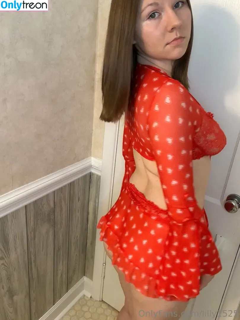 lilly1525 nude photo #0075 (lilly15.25)