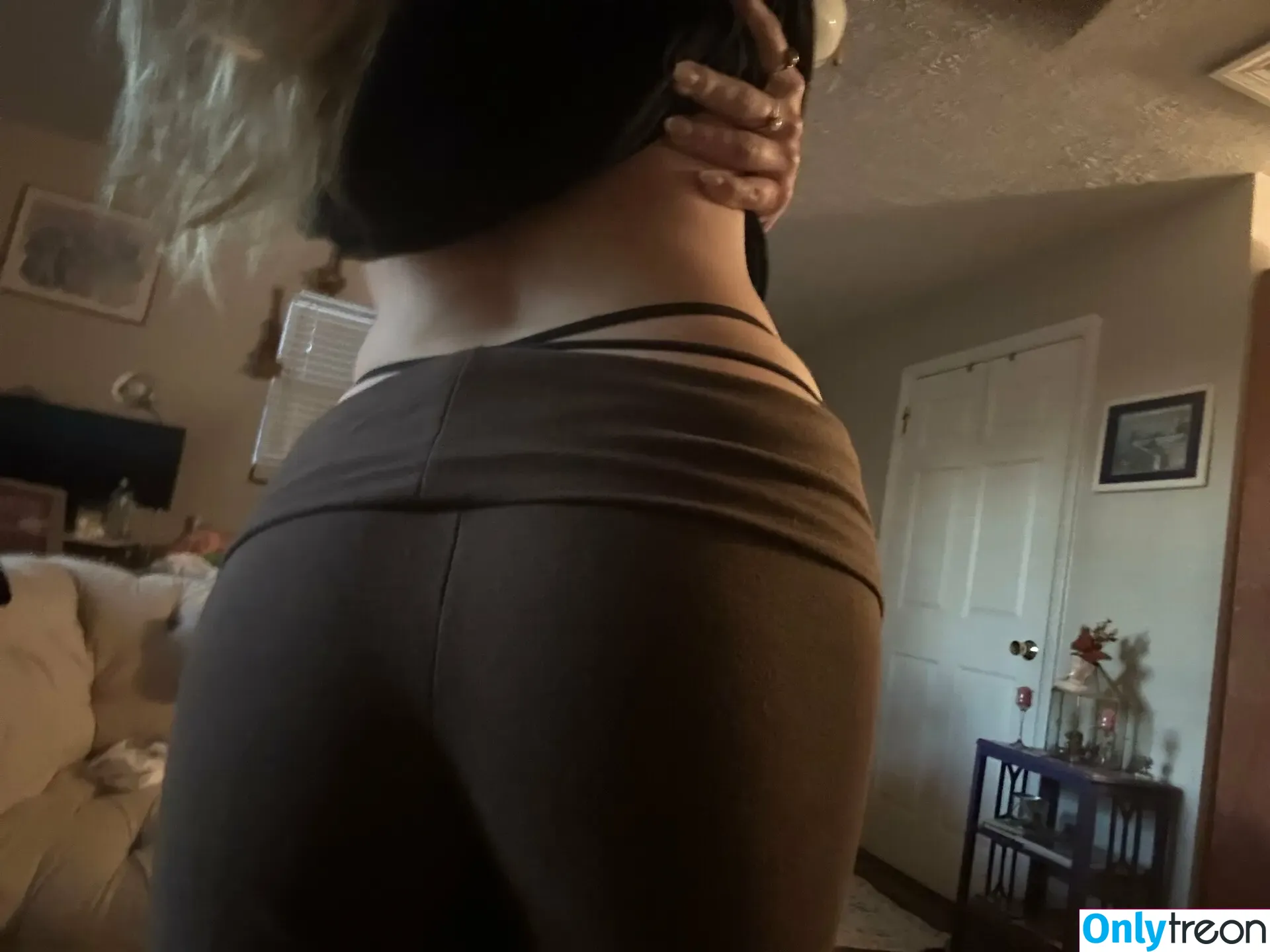 lillyellexo nude photo #0034 (lillyellexo)