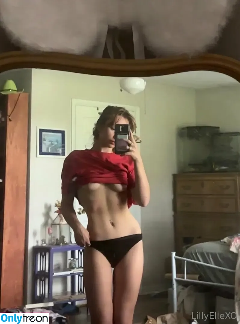 lillyellexo nude photo #0037 (lillyellexo)