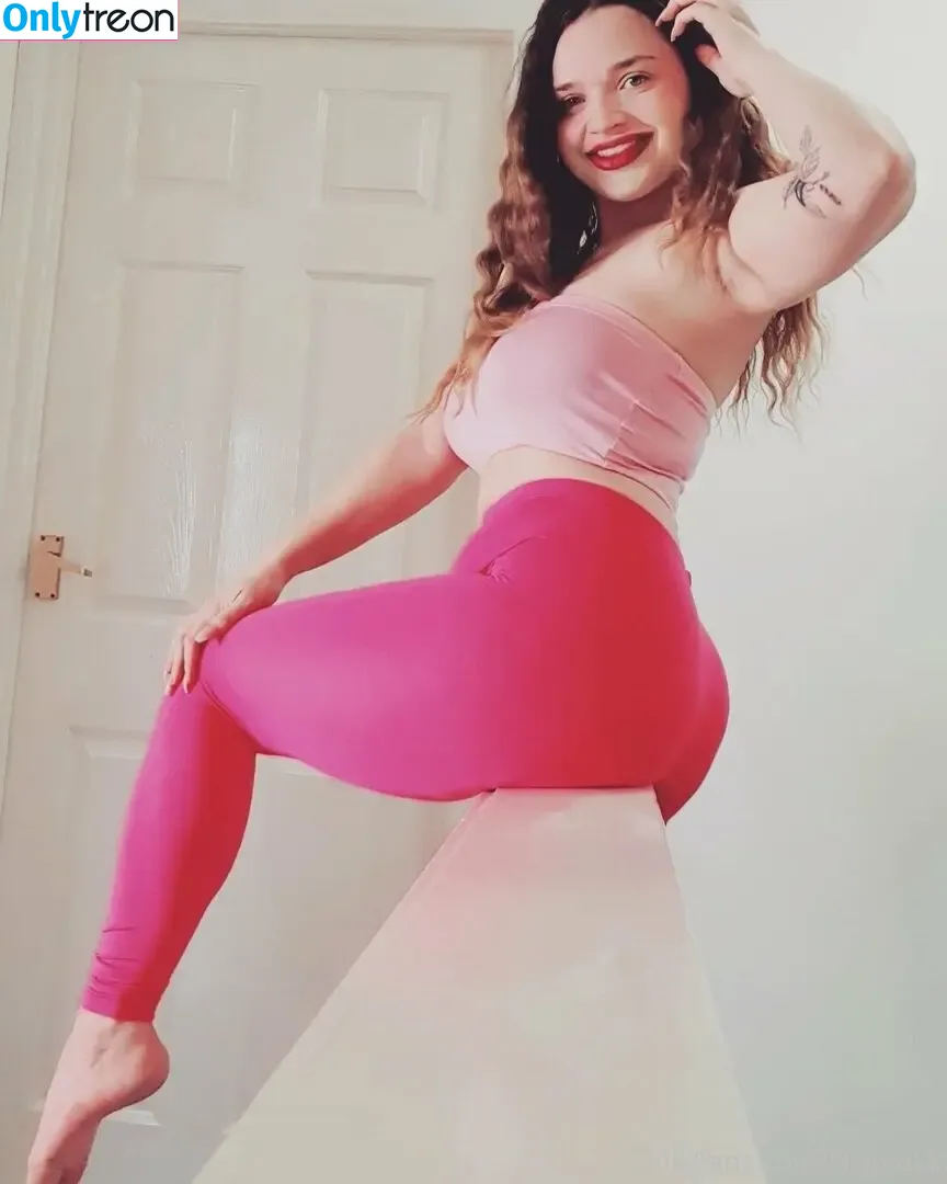 lillypinkk nude photo #0192 (Lilly P / Lilly__Pinkk / lilly.pie.pinkk)