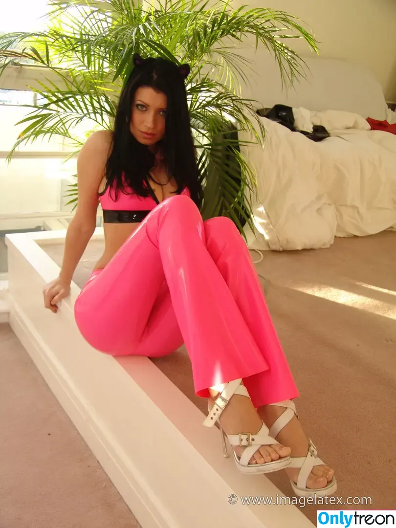 Lillyroma1982 nude photo #0100 (Lilly Roma / lillyroma32)