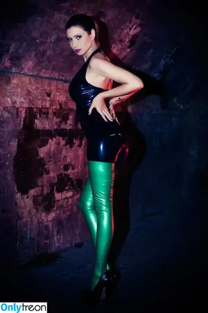 Lillyroma1982 / Lilly Roma / lillyroma32 nude photo #1224