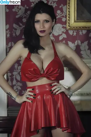 Lillyroma1982 / Lilly Roma / lillyroma32 nude photo #1768