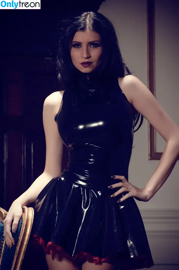Lillyroma1982 nude photo #1620 (Lilly Roma / lillyroma32)