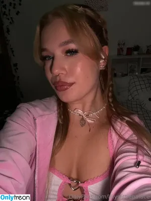 nude photo #0005