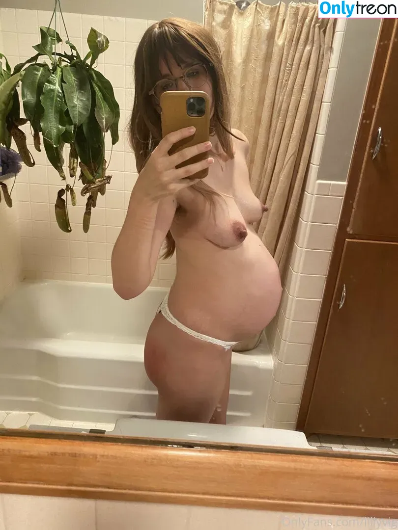 LillyVig nude photo #0134 (lillyvigmilf / videos)