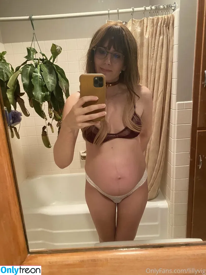 LillyVig nude photo #0137 (lillyvigmilf / videos)