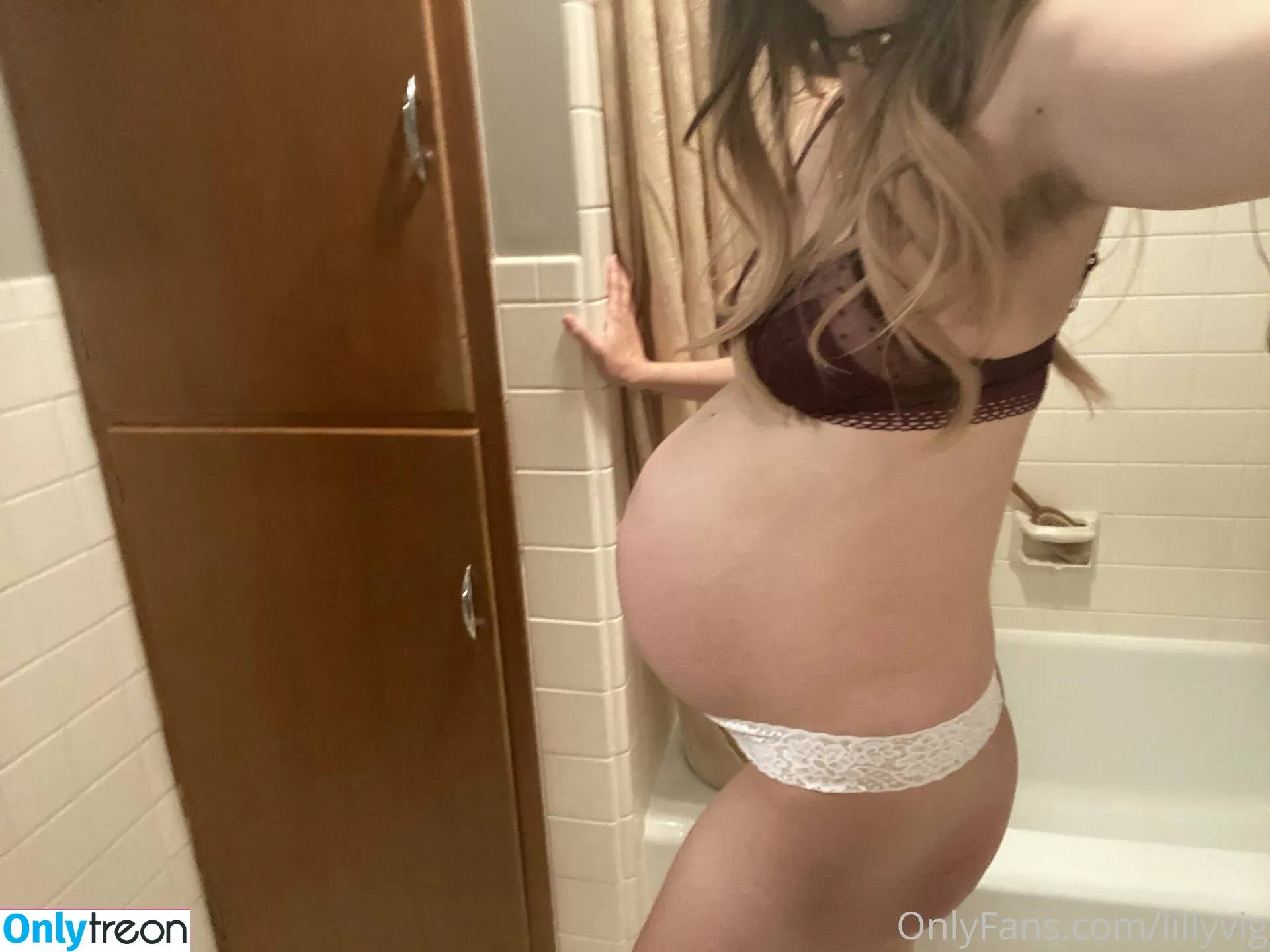 LillyVig nude photo #0140 (lillyvigmilf / videos)