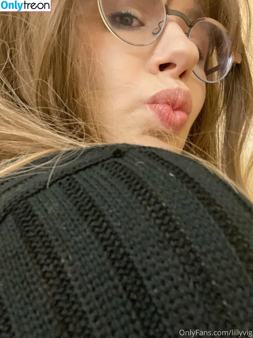 LillyVig nude photo #0156 (lillyvigmilf / videos)