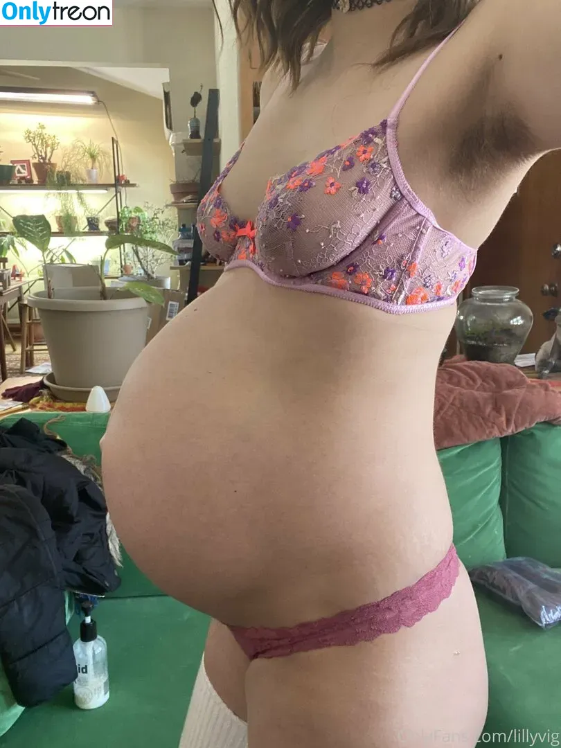 LillyVig nude photo #0200 (lillyvigmilf / videos)