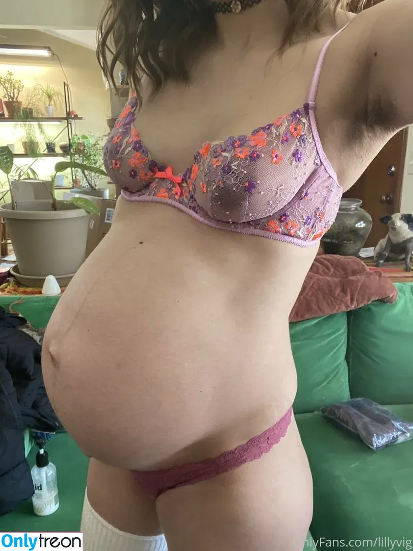 LillyVig nude photo #0201 (lillyvigmilf / videos)