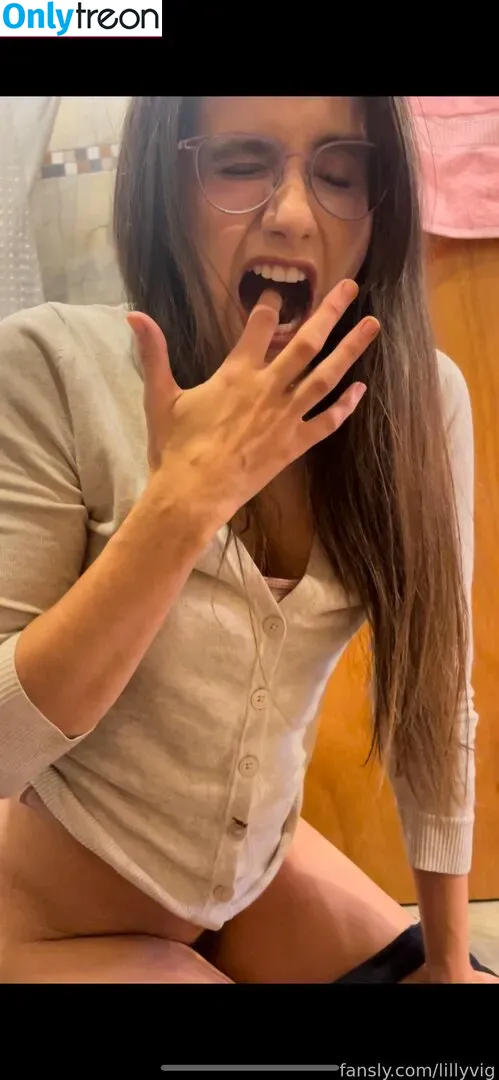 LillyVig nude photo #0385 (lillyvigmilf / videos)