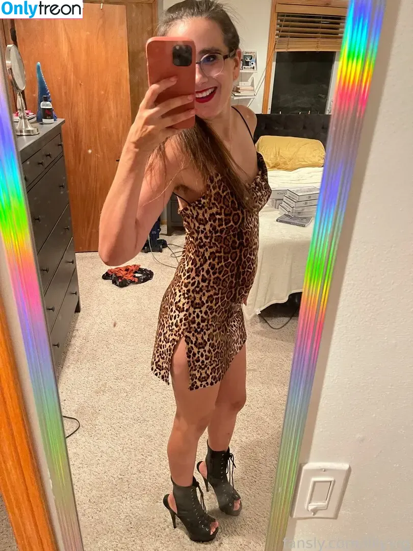 LillyVig nude photo #0515 (lillyvigmilf / videos)