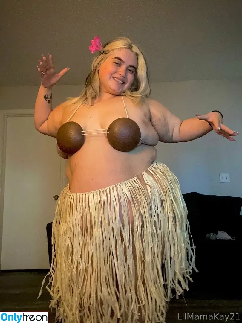 lilmamakay12 nude photo #0182 (lilmamakay12)