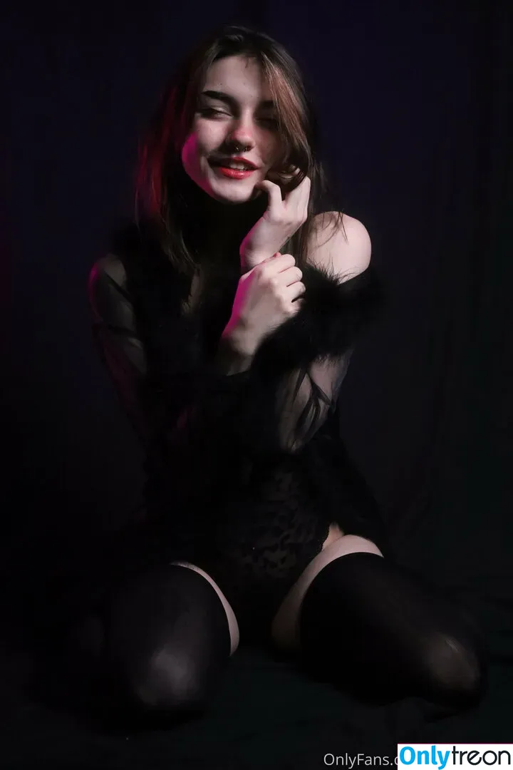 Lilmochidoll nude photo #0191 (lucifersexdoll / realmochidoll)