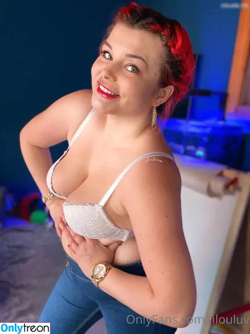 Lilouluv nude photo #0372 (Aneta / Lilou Luv / anetafiggutx / lilouluv_)