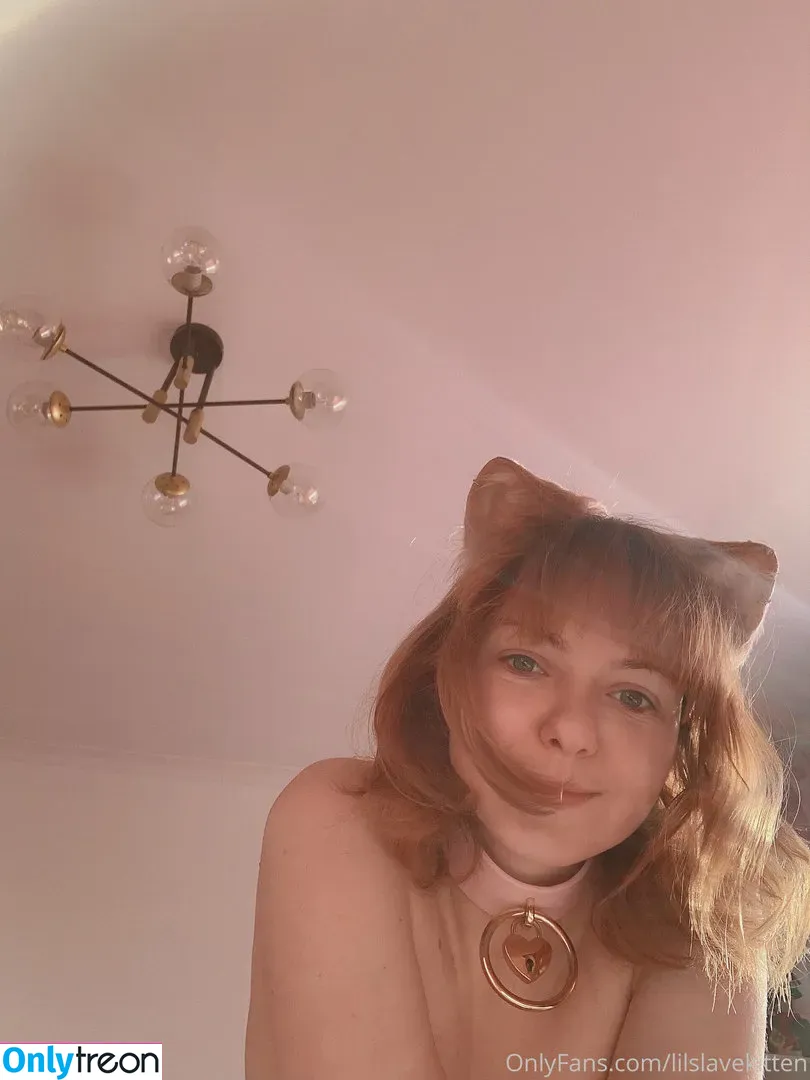 Lilslvkitten nude photo #0036 (lilvkitten)