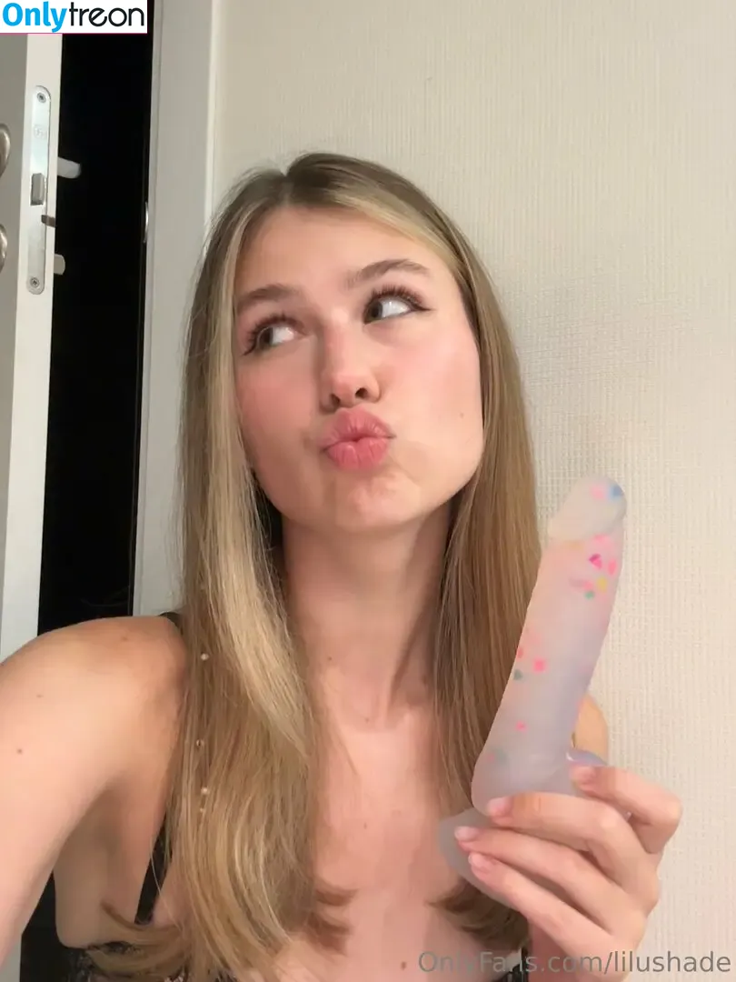 lilushade nude photo #0043 (lilu.shade)