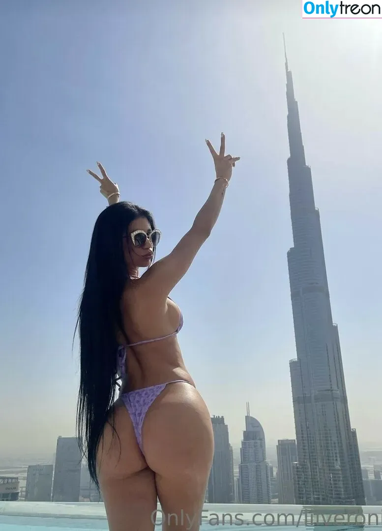Lilveronicar nude photo #0050 (Veronica Rodriguez / vrodlive)