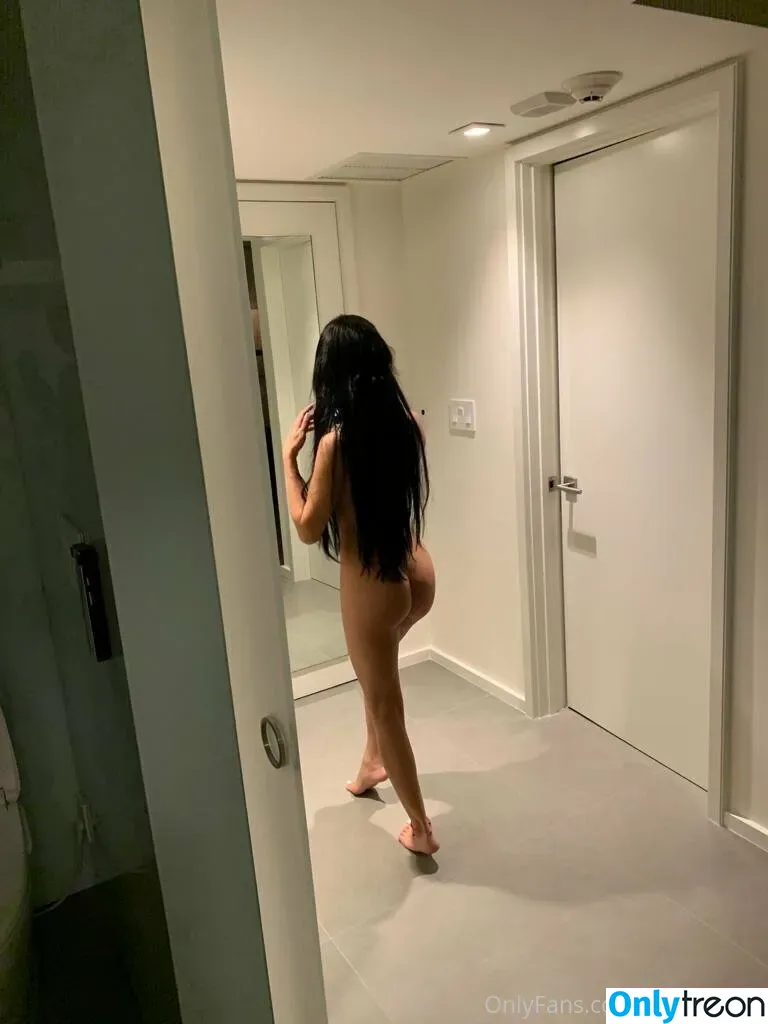 Lilveronicar nude photo #0093 (Veronica Rodriguez / vrodlive)