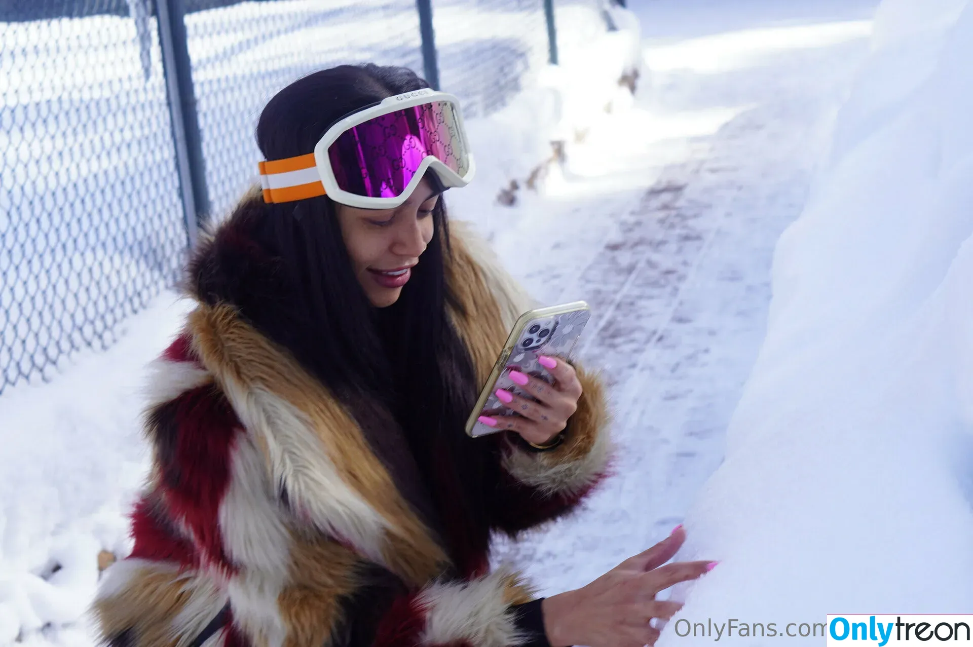 Lilveronicar nude photo #0143 (Veronica Rodriguez / vrodlive)